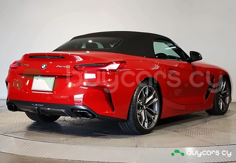 BMW Z4 Красный