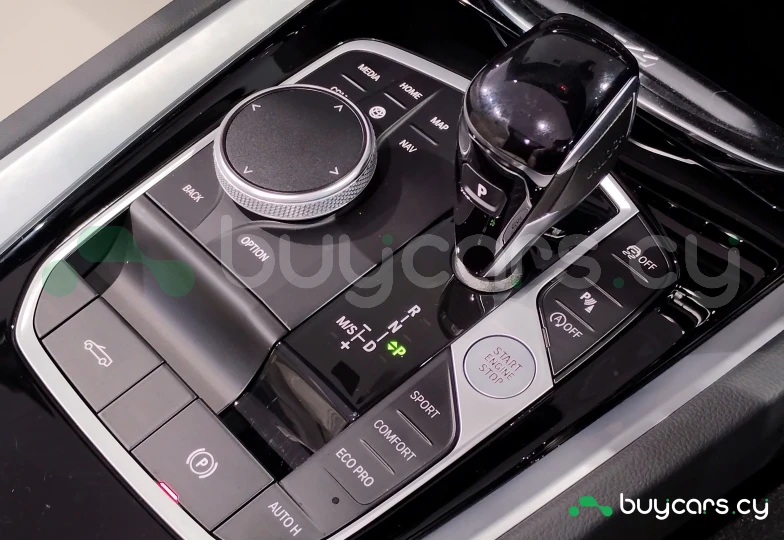 BMW Z4 Красный