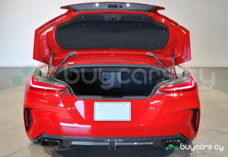 BMW Z4 Красный