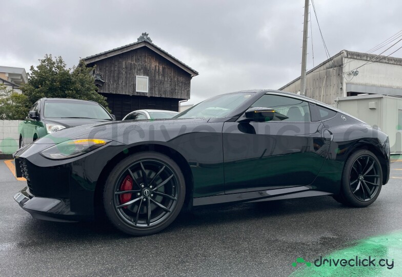 Nissan Fairlady z Black