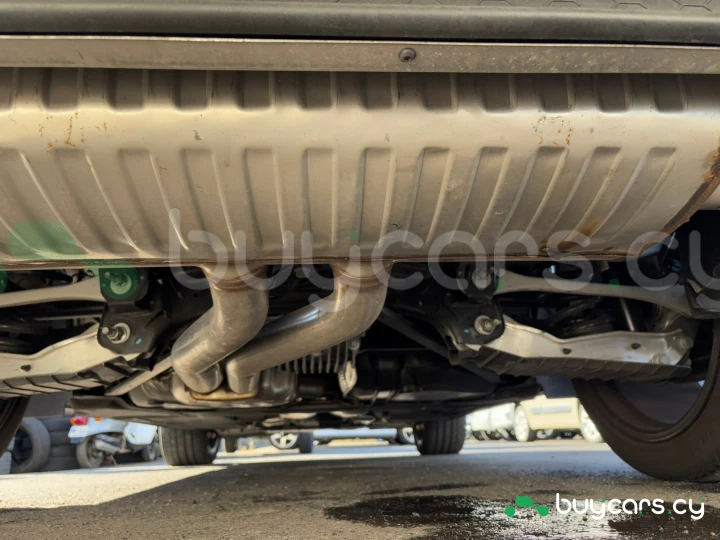 Porsche Cayenne White