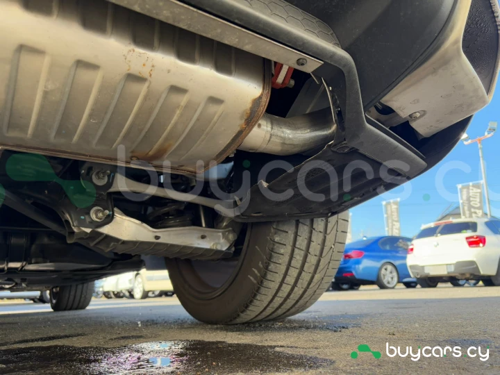 Porsche Cayenne White