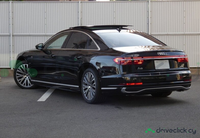 Audi A8 Black