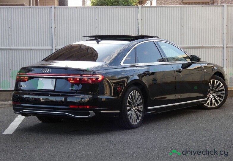 Audi A8 Black