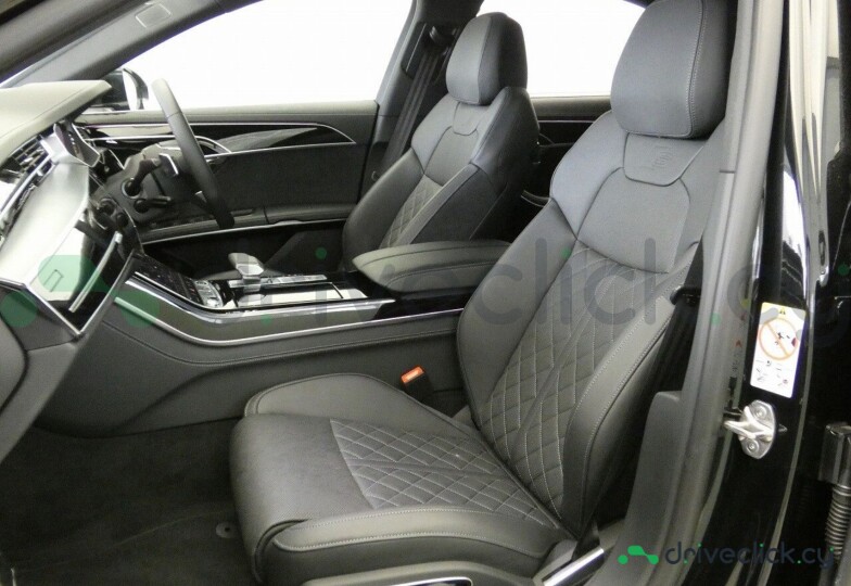 Audi A8 Black
