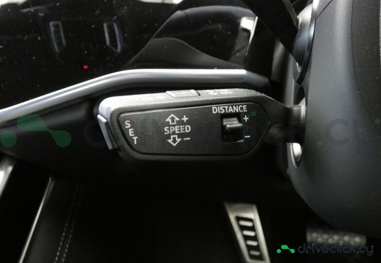 Audi A8 Black