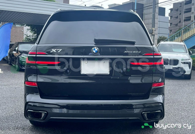 BMW X7 Black