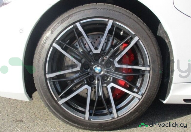 BMW M5 White