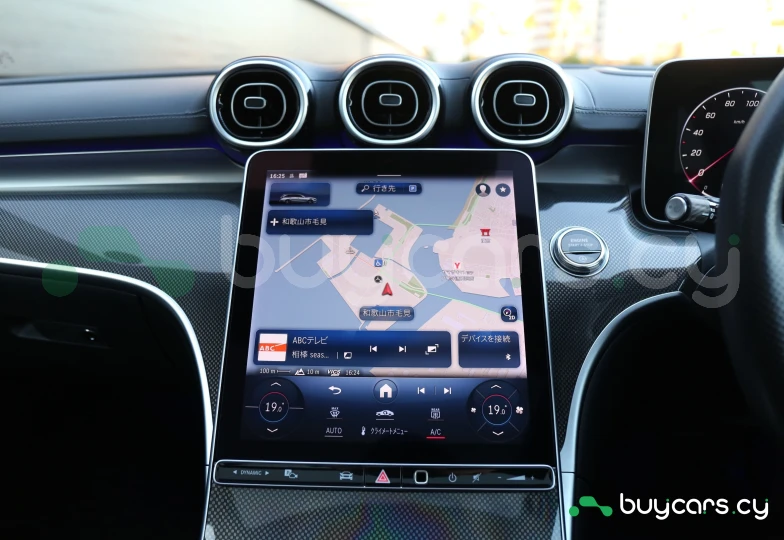 Mercedes C-class Black