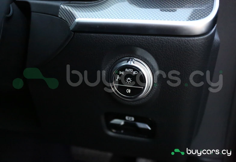 Mercedes C-class Black