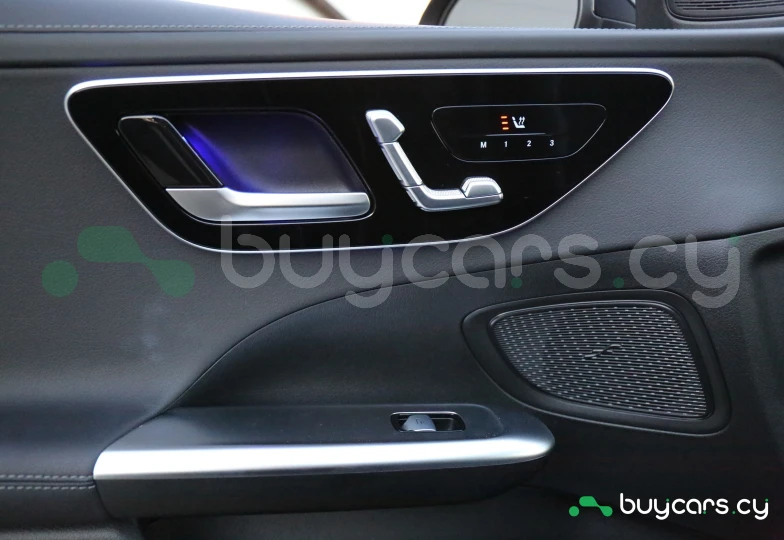 Mercedes C-class Black