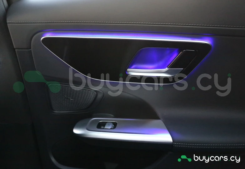 Mercedes C-class Black