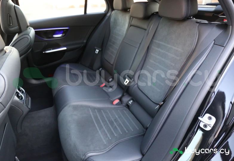 Mercedes C-class Black