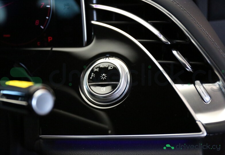 Mercedes E-class Черный
