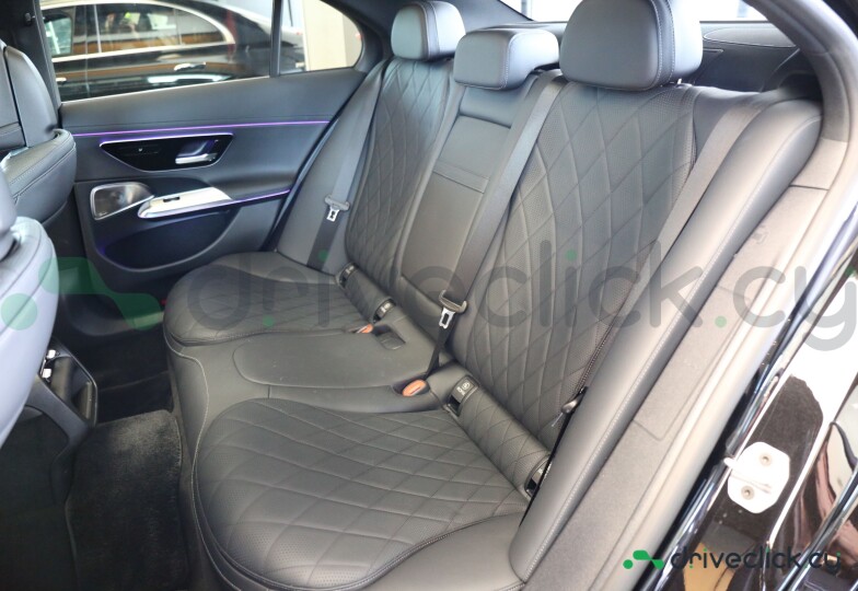 Mercedes E-class Черный