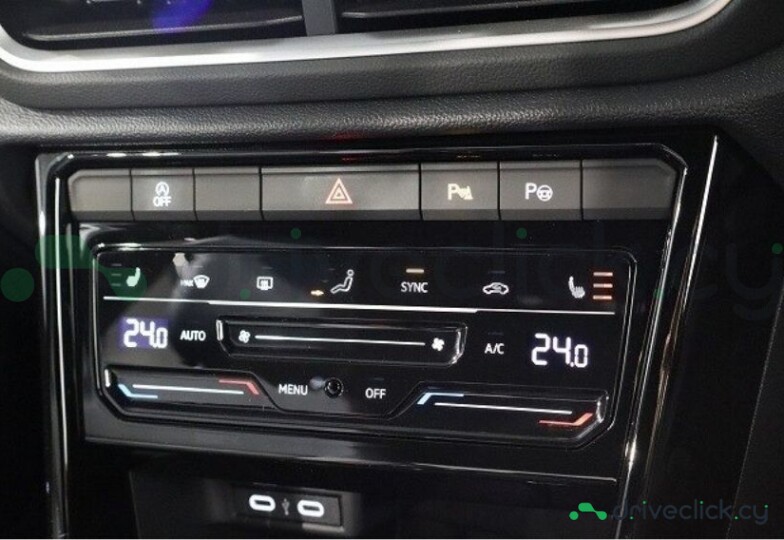 Volkswagen T-Roc White