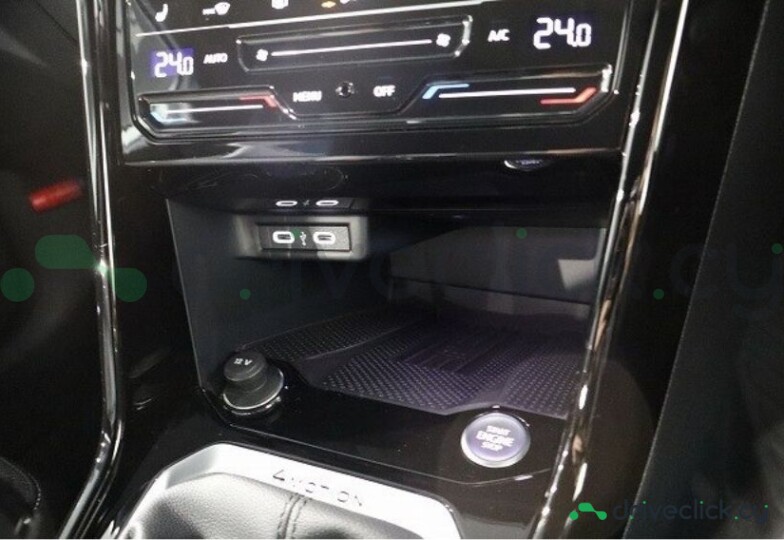 Volkswagen T-Roc White