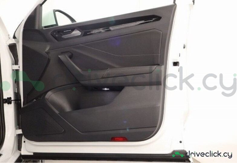 Volkswagen T-Roc White
