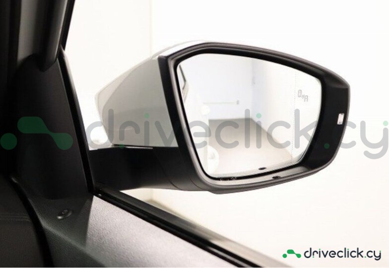 Volkswagen T-Roc White