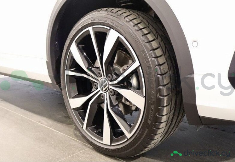 Volkswagen T-Roc White