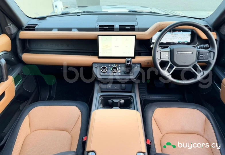 Land Rover Defender Серый