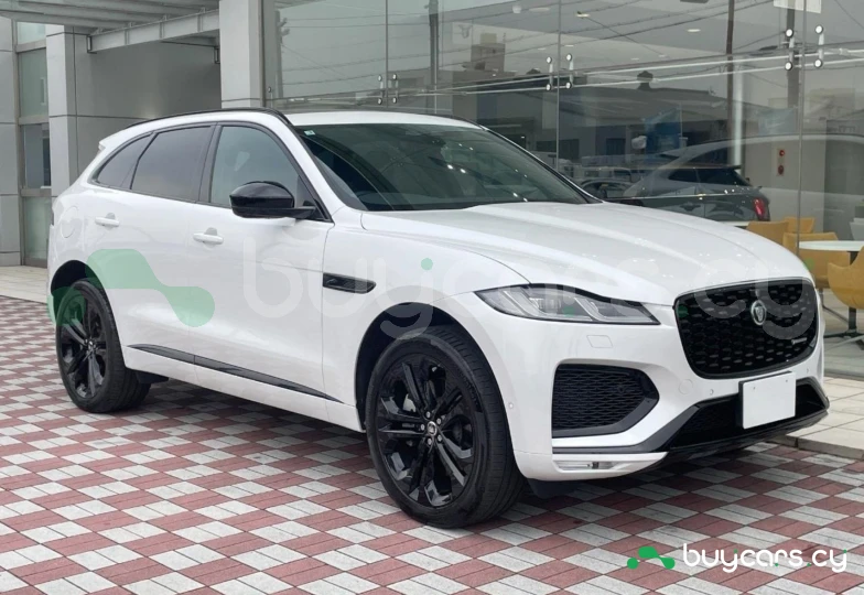Jaguar F-Pace Белый