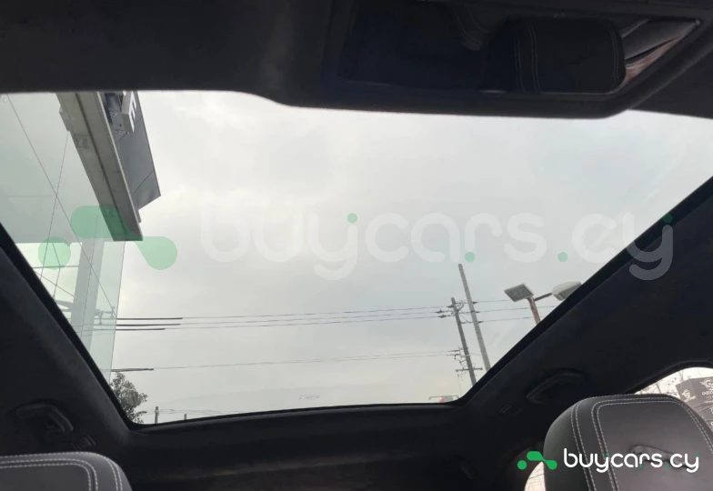 Jaguar F-Pace Белый