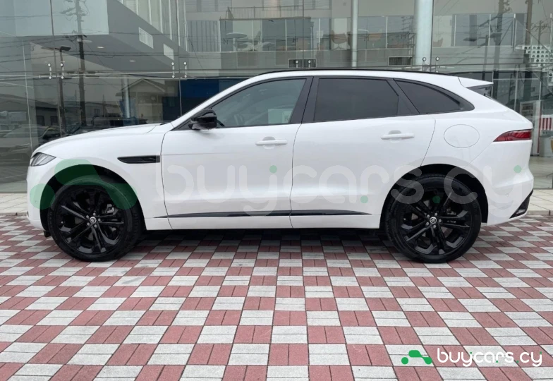 Jaguar F-Pace Белый