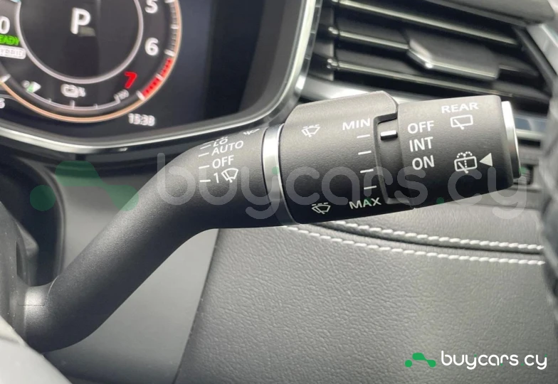 Jaguar F-Pace Белый