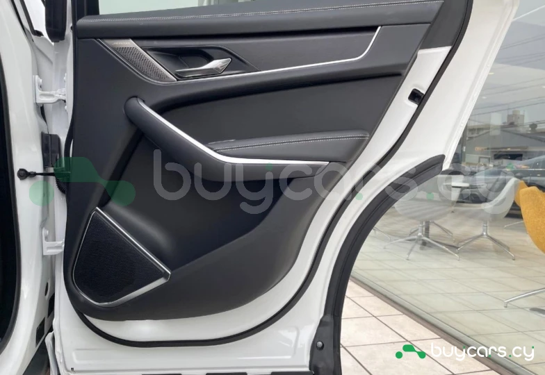 Jaguar F-Pace Белый