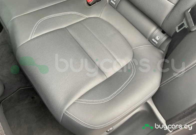 Jaguar F-Pace Белый