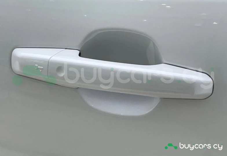 Jaguar F-Pace Белый