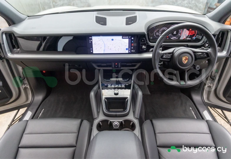 Porsche Cayenne White