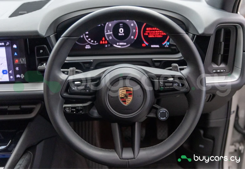 Porsche Cayenne White