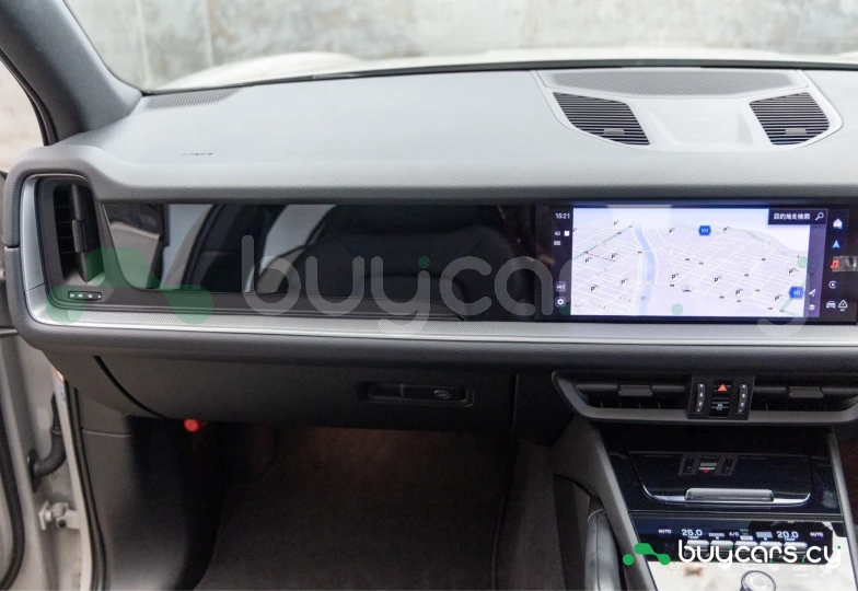 Porsche Cayenne White