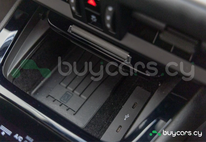 Porsche Cayenne White