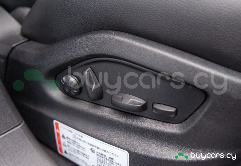 Porsche Cayenne White