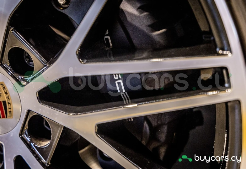 Porsche Cayenne White