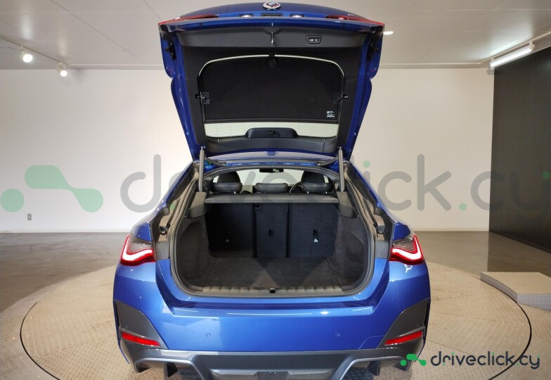 BMW i4 Blue