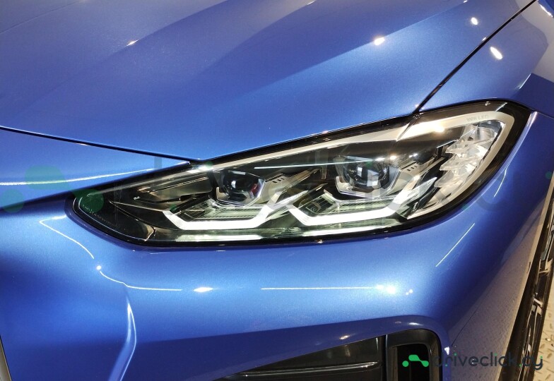 BMW i4 Blue