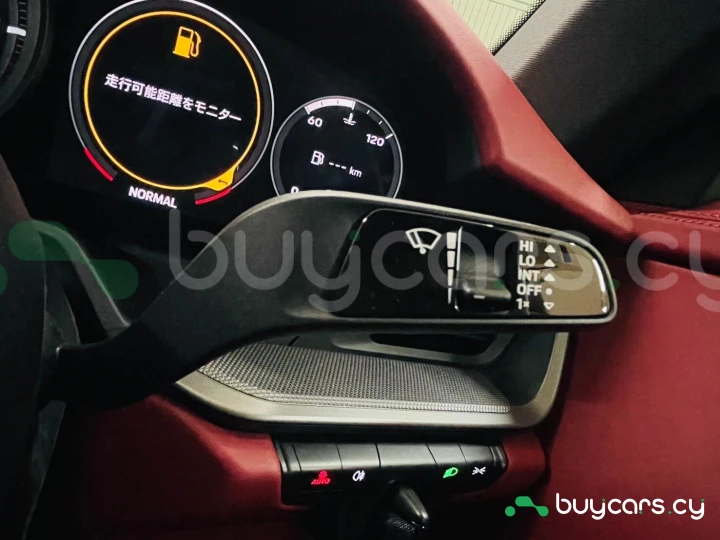 Porsche 911 Желтый