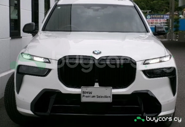 BMW X7 White