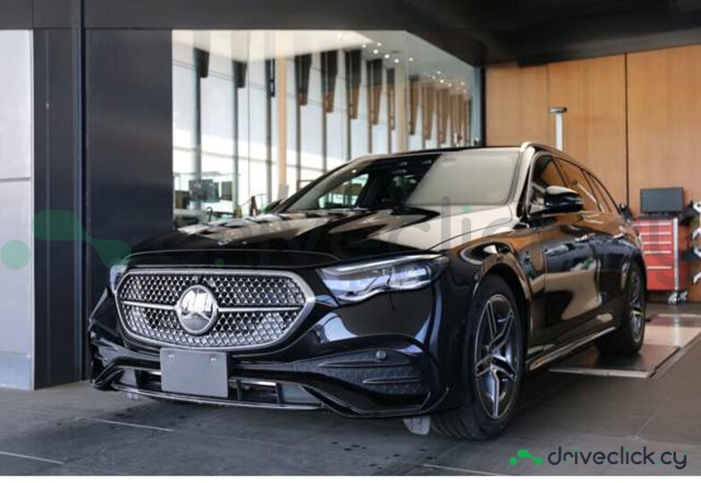 Mercedes E-class Black