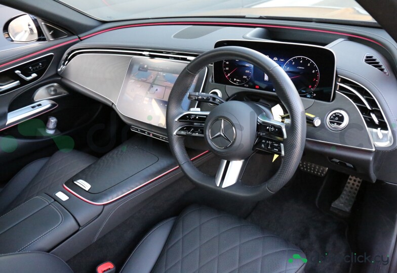 Mercedes E-class Black