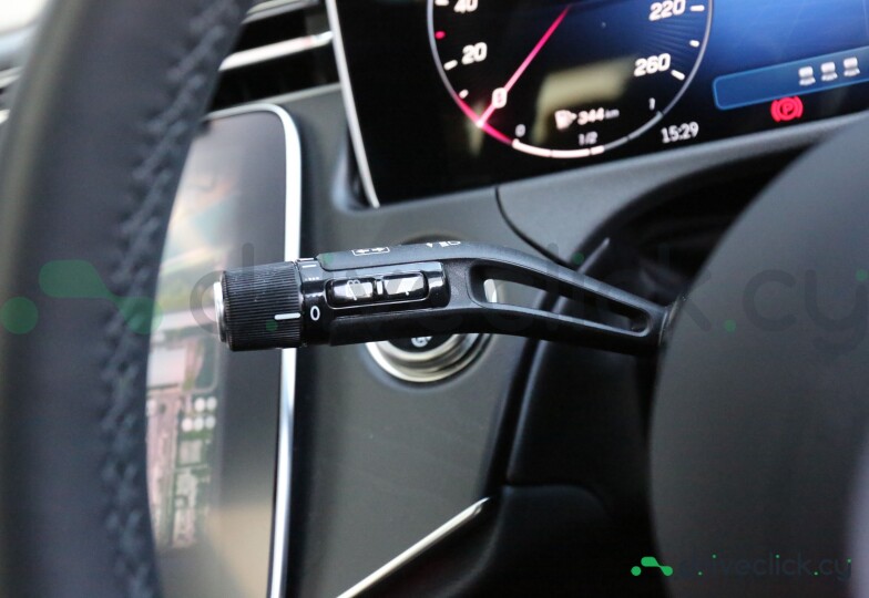Mercedes E-class Black