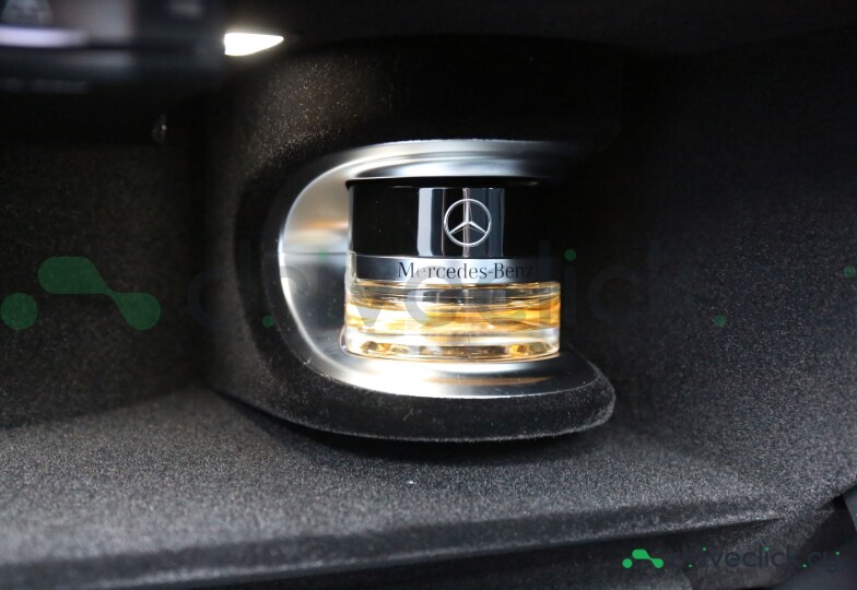 Mercedes E-class Black