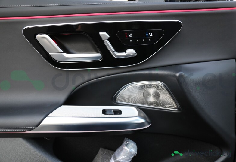 Mercedes E-class Black