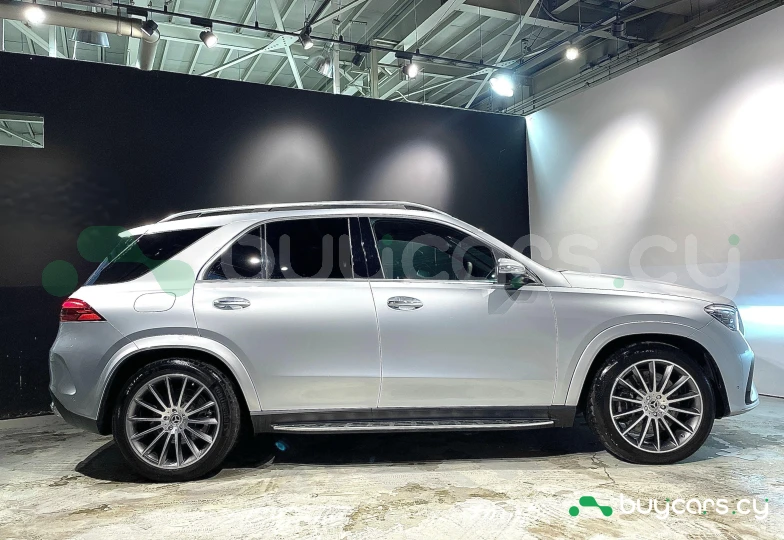 Mercedes GLE-class Серый