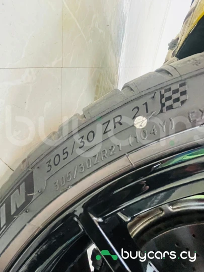 Porsche 911 Желтый