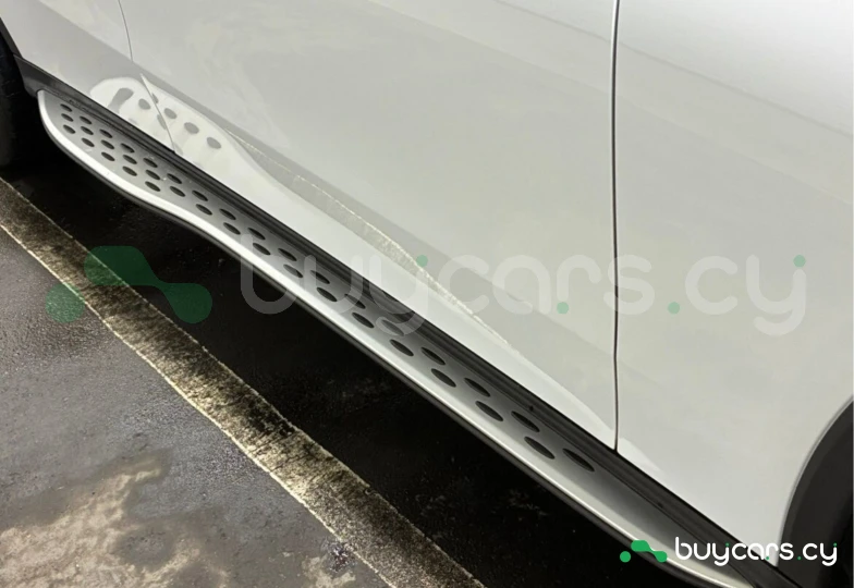 Mercedes GLC-class White